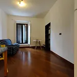 Apartament Center Urban Apt, Ac, Wifi, Metro M3 Duomo *