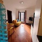 Center Urban Apt, Ac, Wifi, Metro M3 Duomo Apartament *
