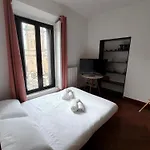 Center Urban Apt, Ac, Wifi, Metro M3 Duomo Apartament *